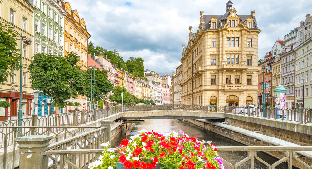 You are currently viewing Karlovy Vary and Loket